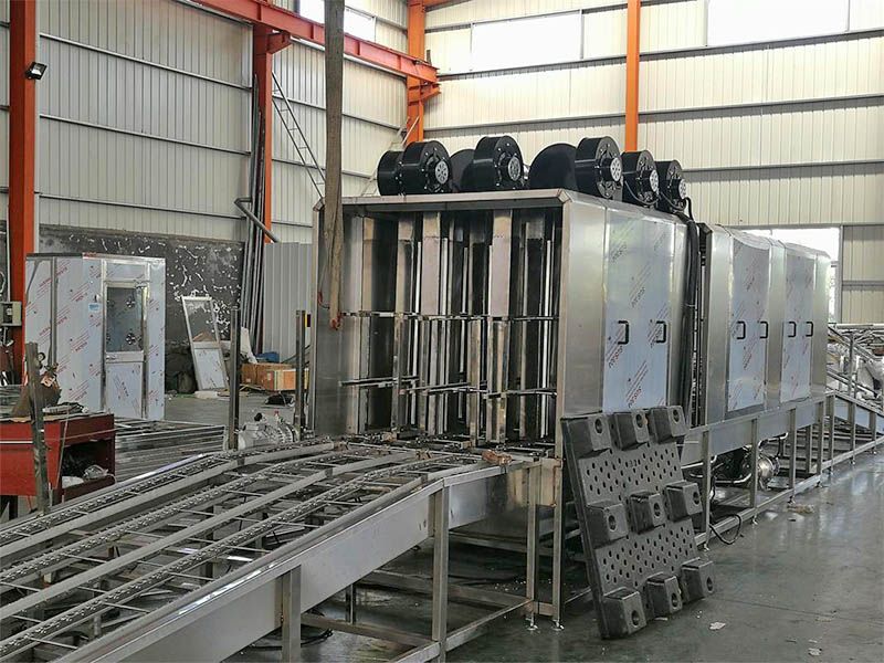 立式多通道托盤(pán)清洗機(jī)